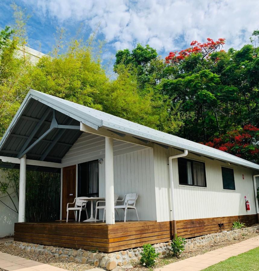 Airlie Beach Apartments Екстериор снимка