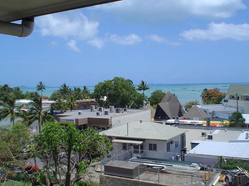 Airlie Beach Apartments Екстериор снимка