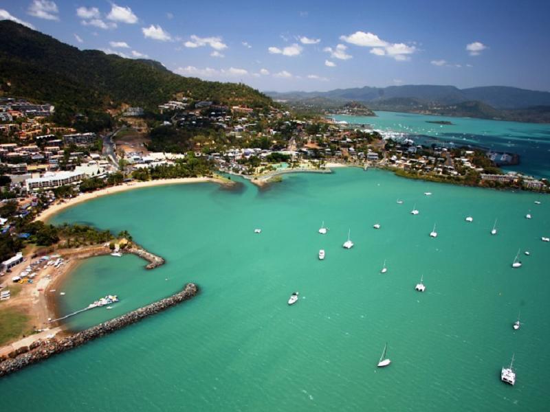 Airlie Beach Apartments Екстериор снимка