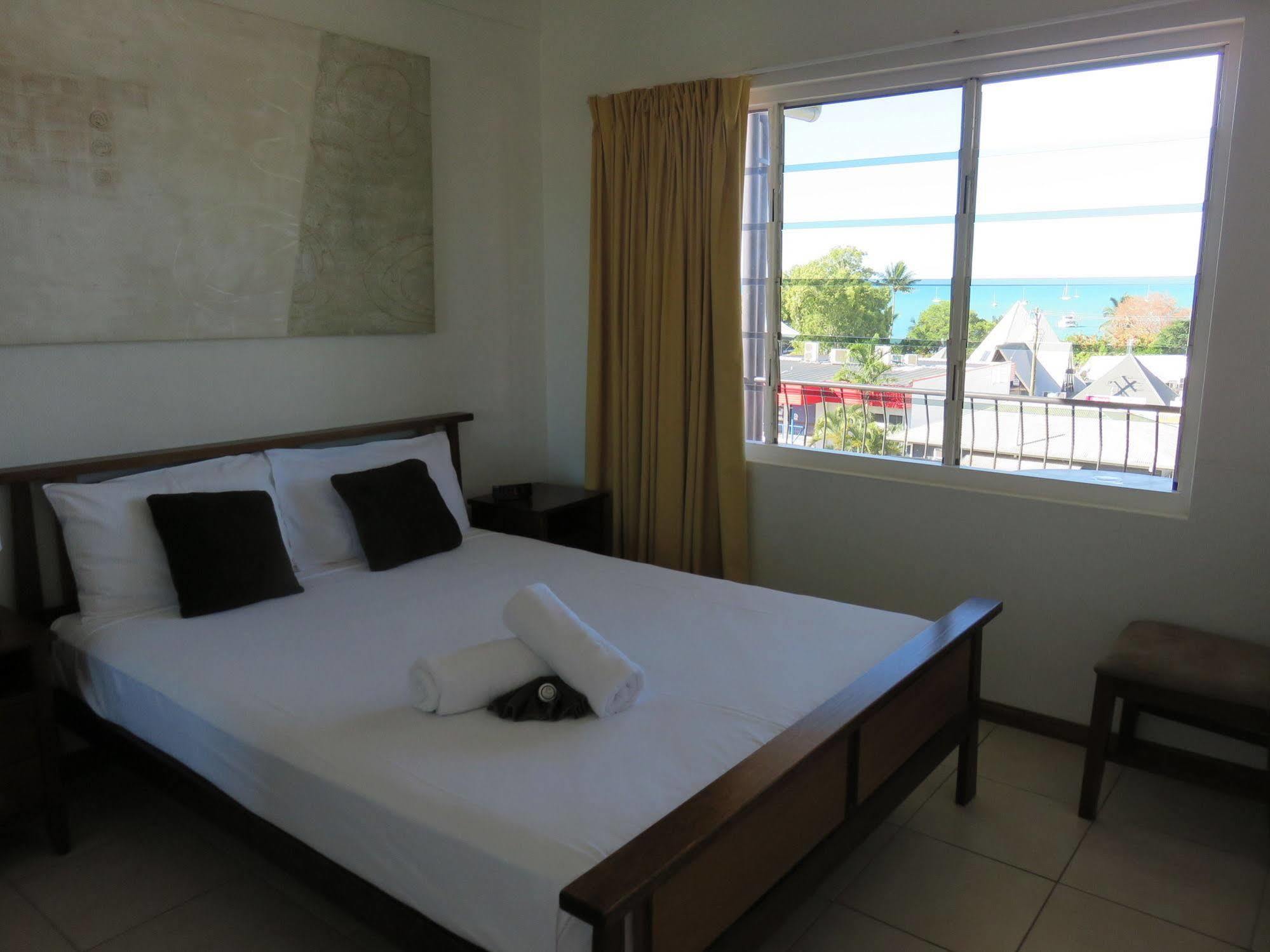 Airlie Beach Apartments Екстериор снимка